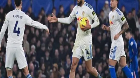 利物浦领跑英超144日，持续10轮至今未变